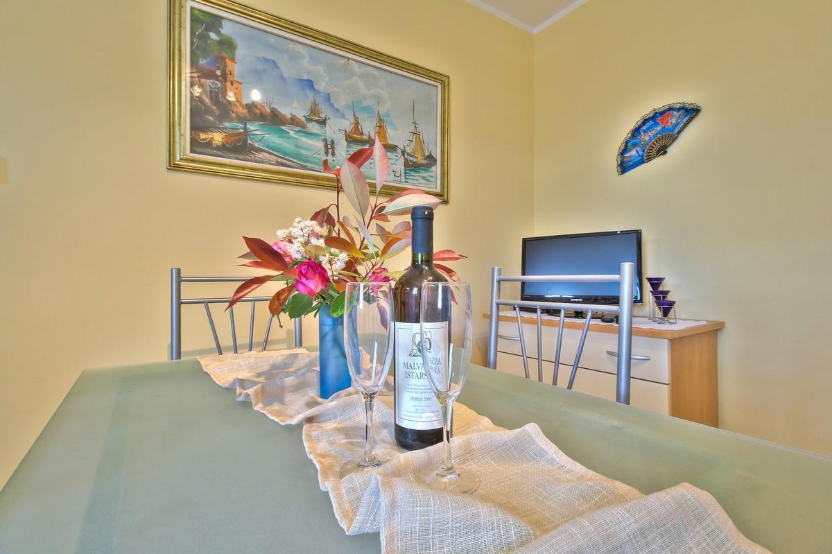 אומאג Lorena Apartments מראה חיצוני תמונה