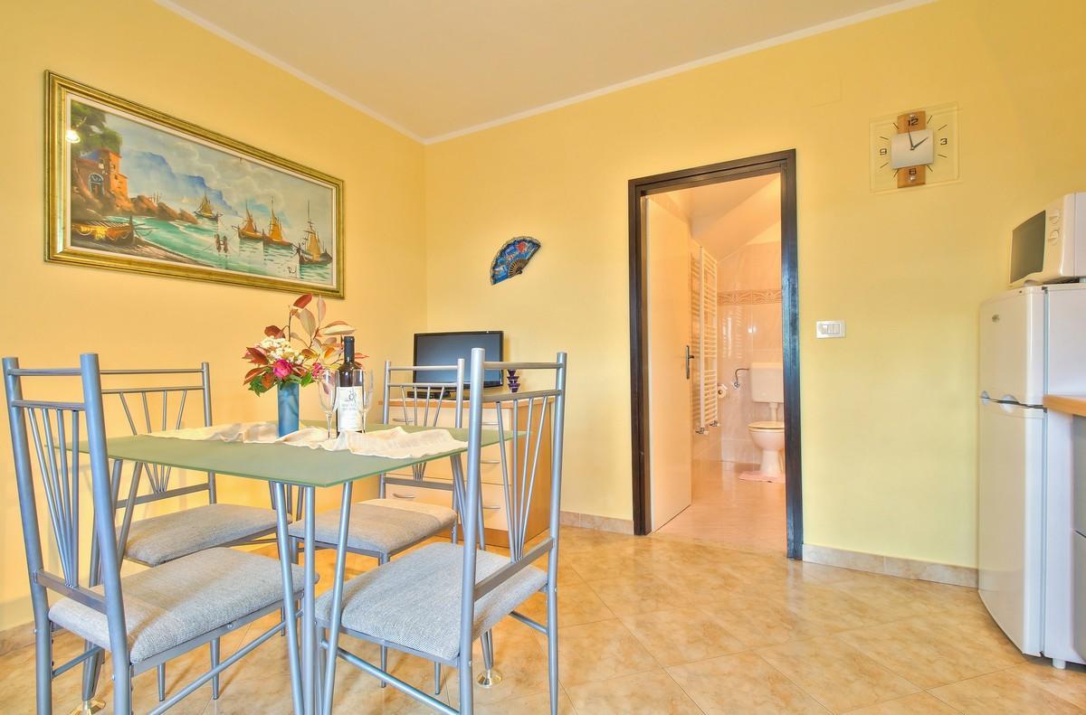 אומאג Lorena Apartments מראה חיצוני תמונה