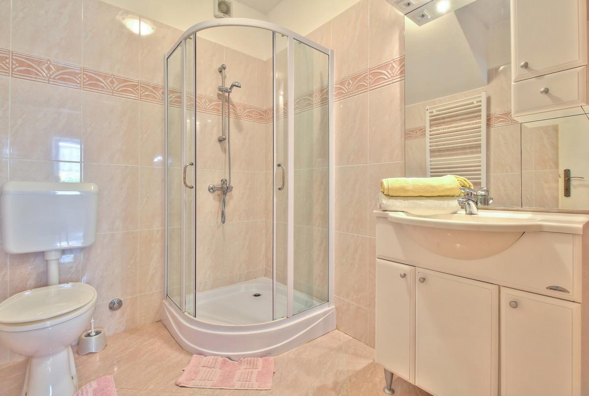 אומאג Lorena Apartments מראה חיצוני תמונה