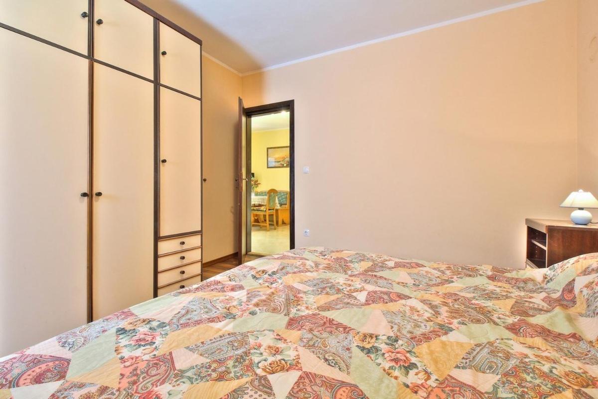 אומאג Lorena Apartments מראה חיצוני תמונה