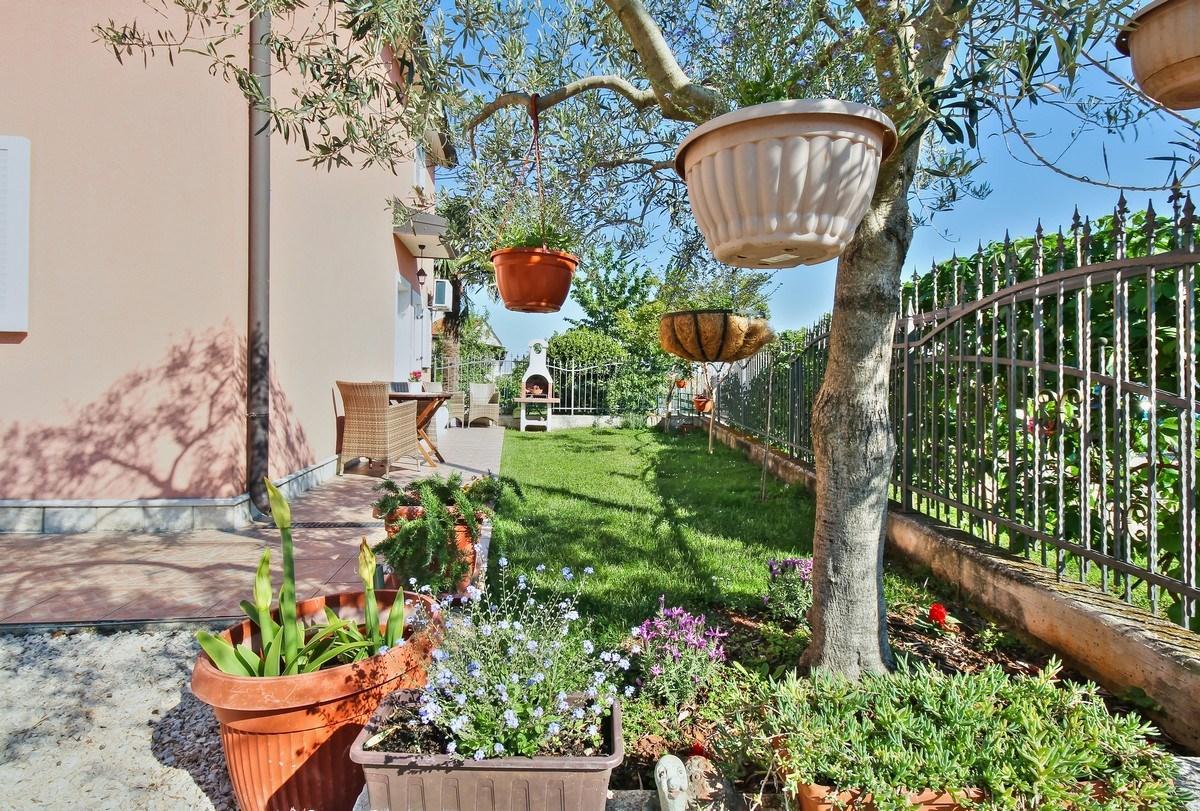 אומאג Lorena Apartments מראה חיצוני תמונה